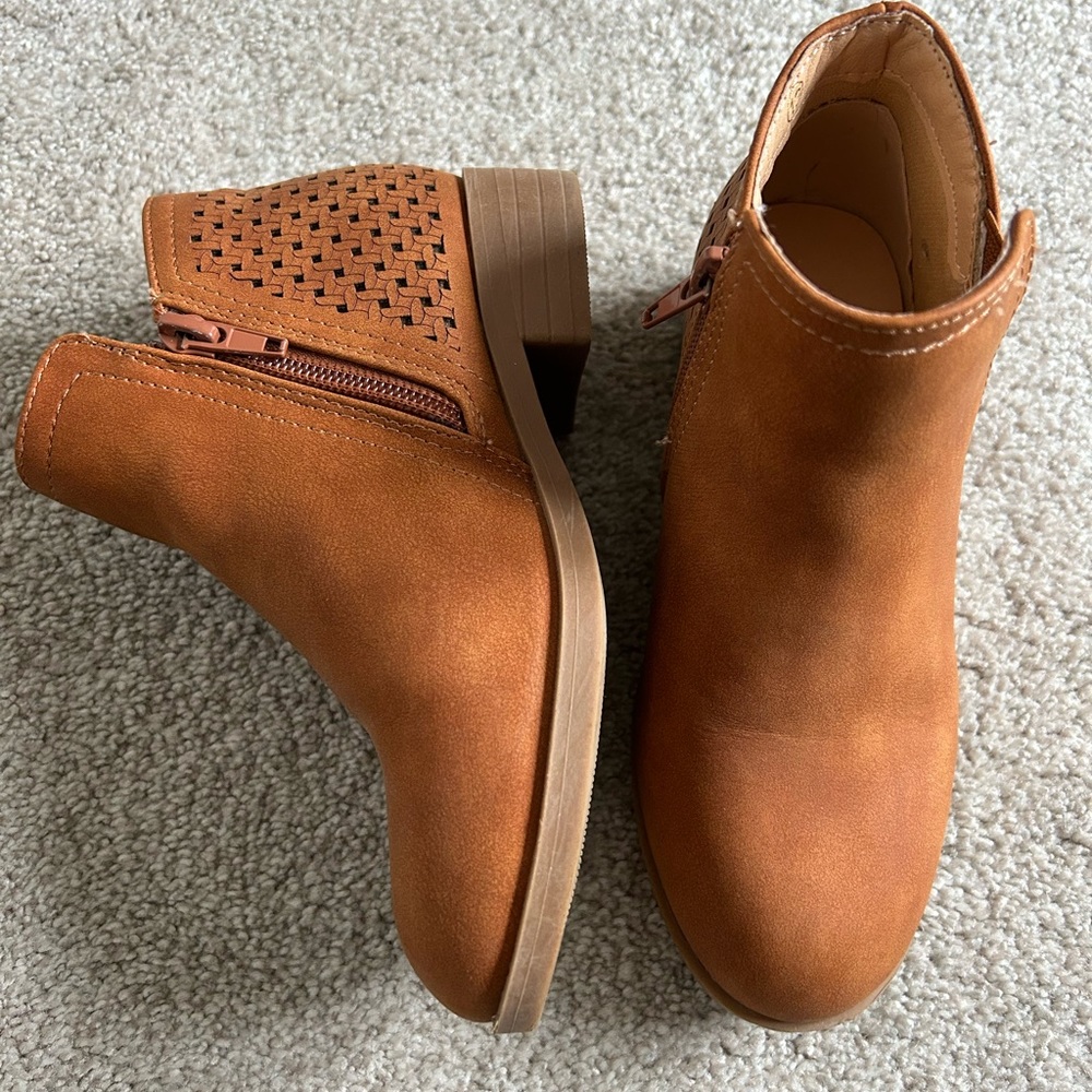 Girls Ankle Booties